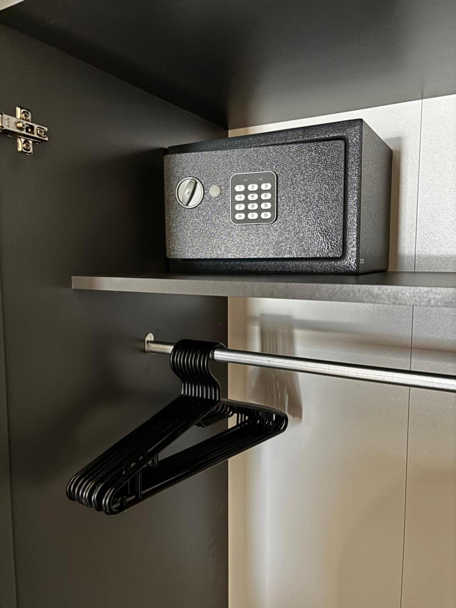Lechtaler Alpenblick Landeck - Privatzimmer & Ferienwohnung Экстерьер фото